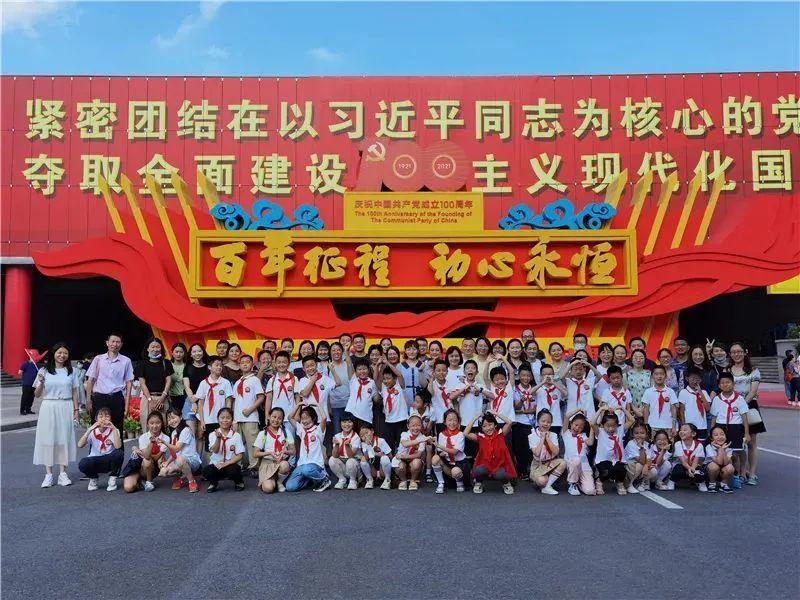 台式电脑用一会就自动关机怎么回事-有问必答平台